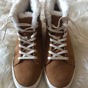 Fur lined high tops
